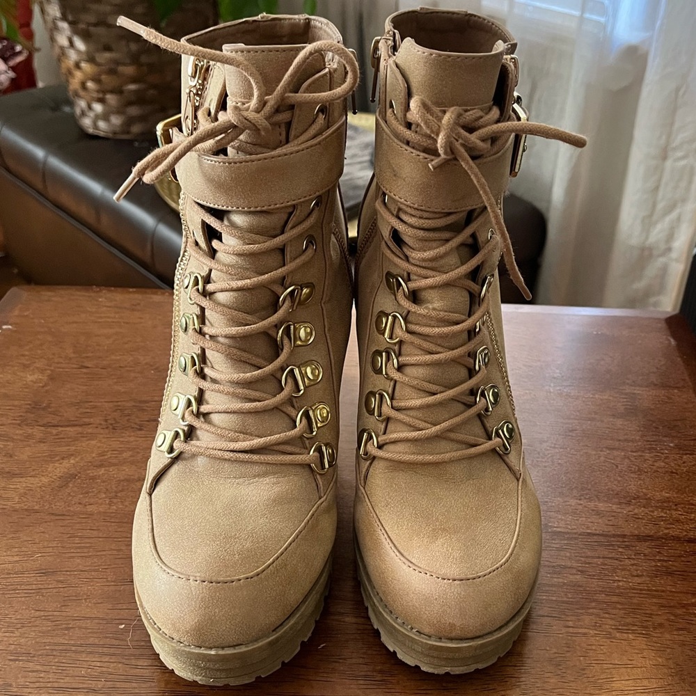 Brown Guess Combat Boots WM 9